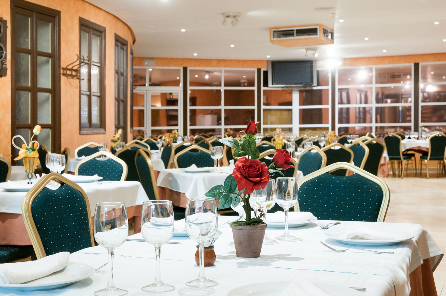 Restaurante Insula 92 (Bolaños de Cva. - C.Real)